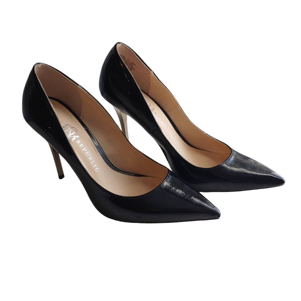 Rock & Republic Black Patent Pointed Toe Gunnar Stiletto Heels Size 7.5